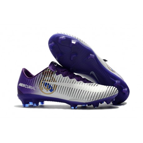 scarpe da calcio viola