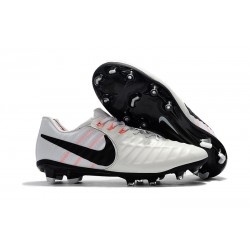 Nuovo Tacchetti da Calcio Nike Tiempo Legend VII FG